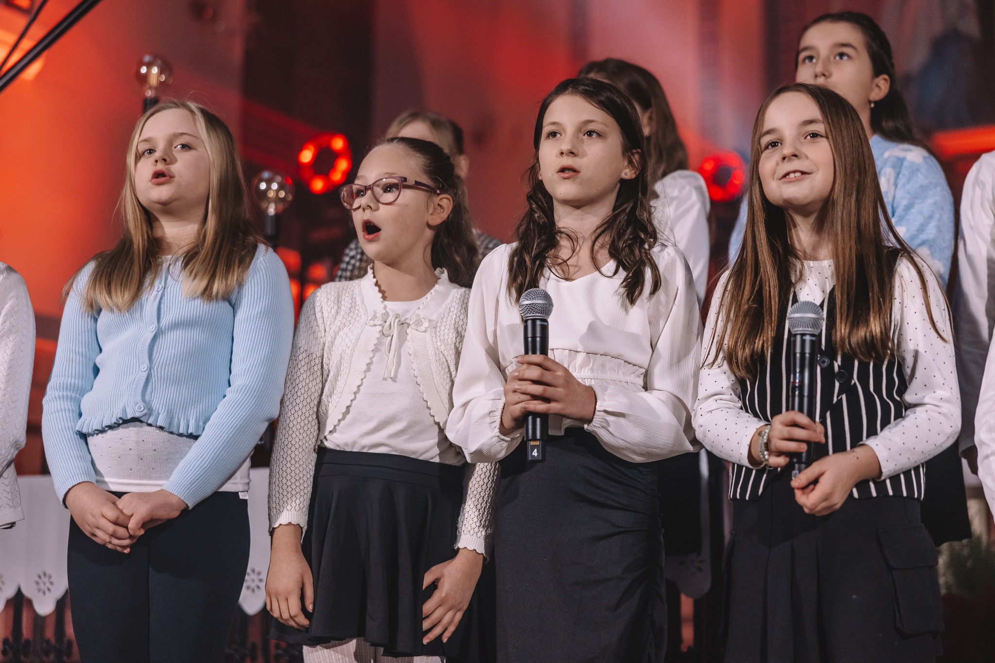 Nasz Chór Szkolny na XVI Koncercie Kolęd oraz Pastorałek